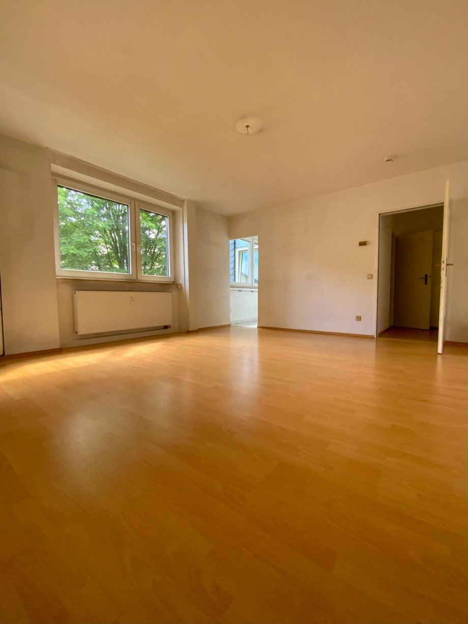 Wohnzimmer Etagenwohnung Monheim am Rhein