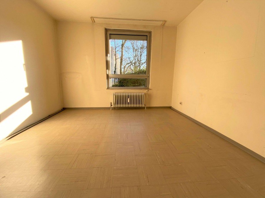 Schlafzimmer Wohnung Monheim