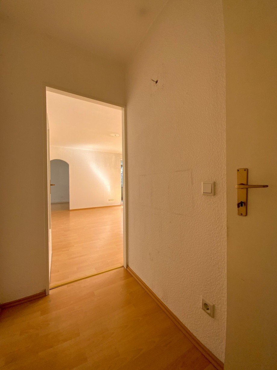 Flur Etagenwohnung Monheim am Rhein