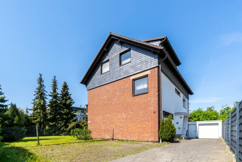 Hausansicht Mehrfamilienhaus Langenfeld
