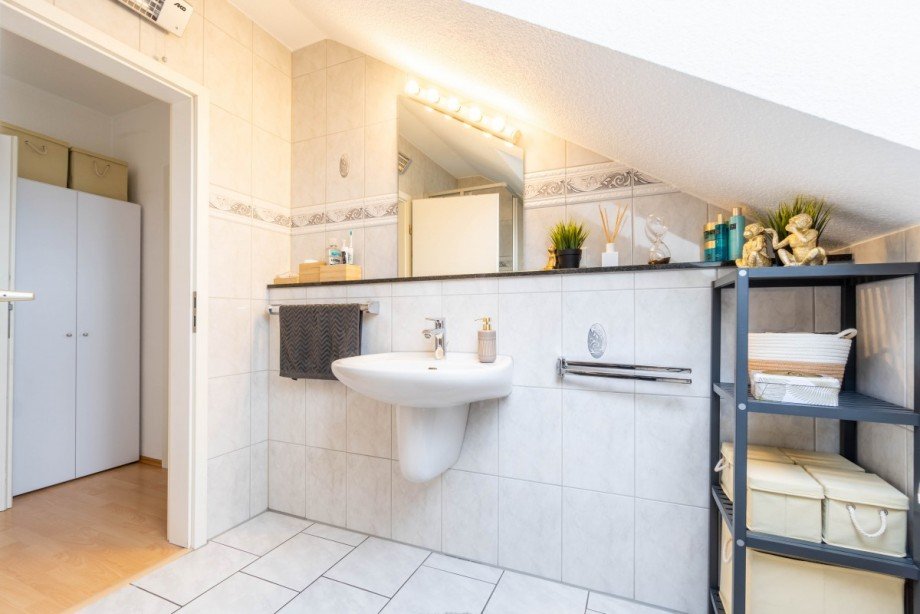 Badezimmer Wohnung Monheim am Rhein