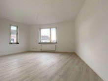 Wohnzimmer 3-Zimmer-Wohnung im neuen Gewand