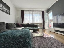 WohnzimmerIII 2-Zimmer-Wohnung: Zentral und doch ruhig