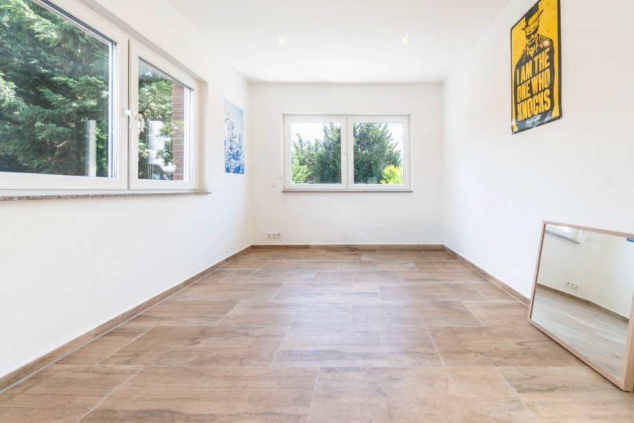 Schlafzimmer (1. OG) Doppelhaush�lfte Monheim am Rhein
