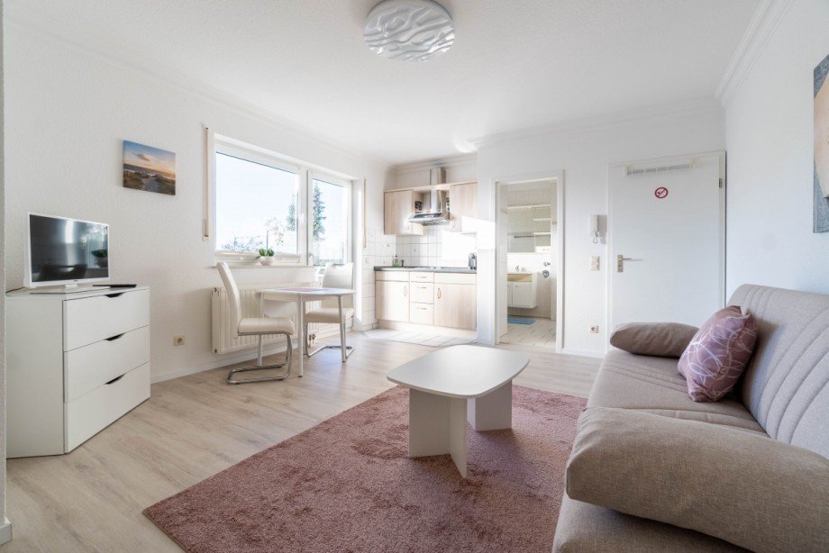 Wohnzimmer (3) Dachgeschosswohnung Monheim am Rhein