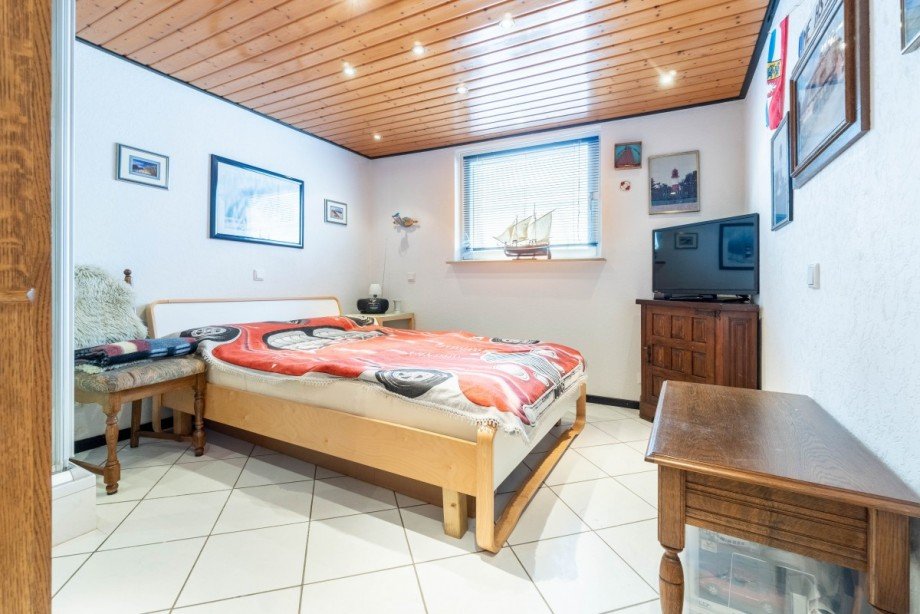 Zimmer (Kellerapartment) Etagenwohnung Monheim am Rhein