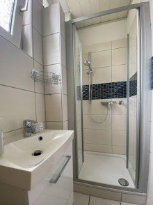 G�ste-WC Charmante 3-Zimmer Wohnung am Schlosspark