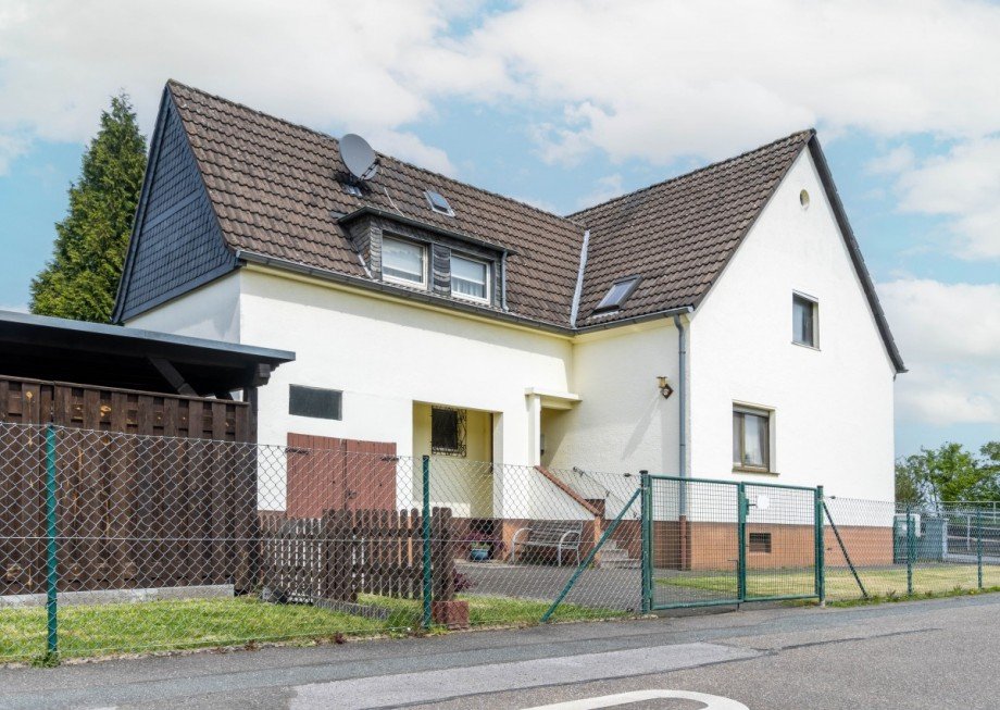 Hausansicht Wohngrundst�ck Monheim am Rhein