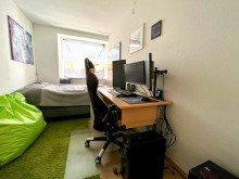 Kinderzimmer 1 Raum zum Atmen - 4-Zimmer-Wohnung in Monheim
