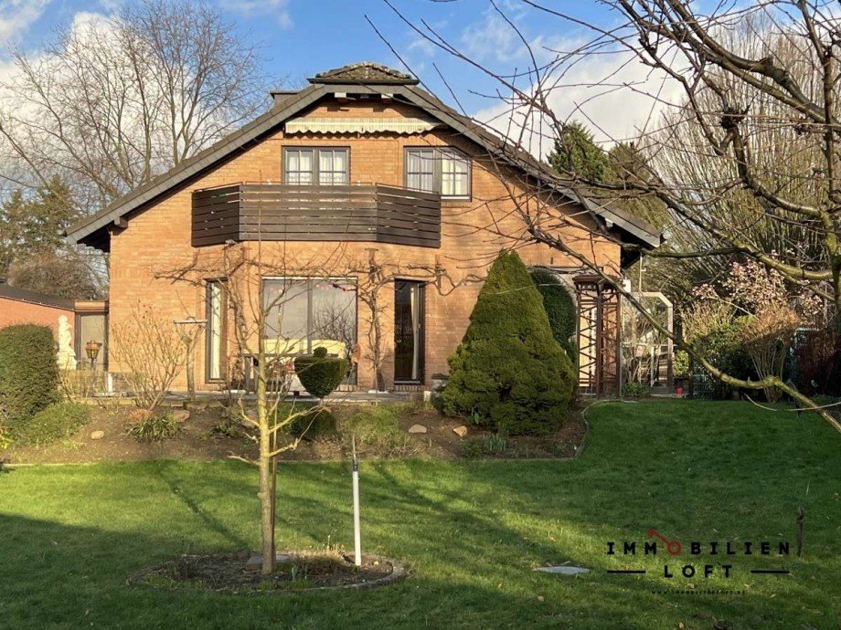 Haus R�ckseite Einfamilienhaus Langenfeld