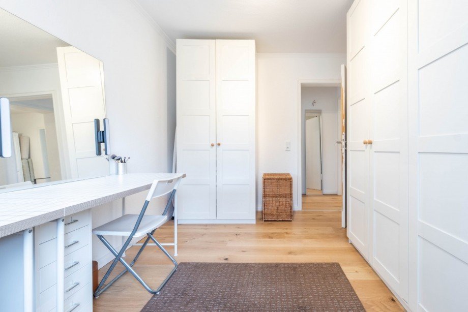 Ankleidezimmer Etagenwohnung D�sseldorf