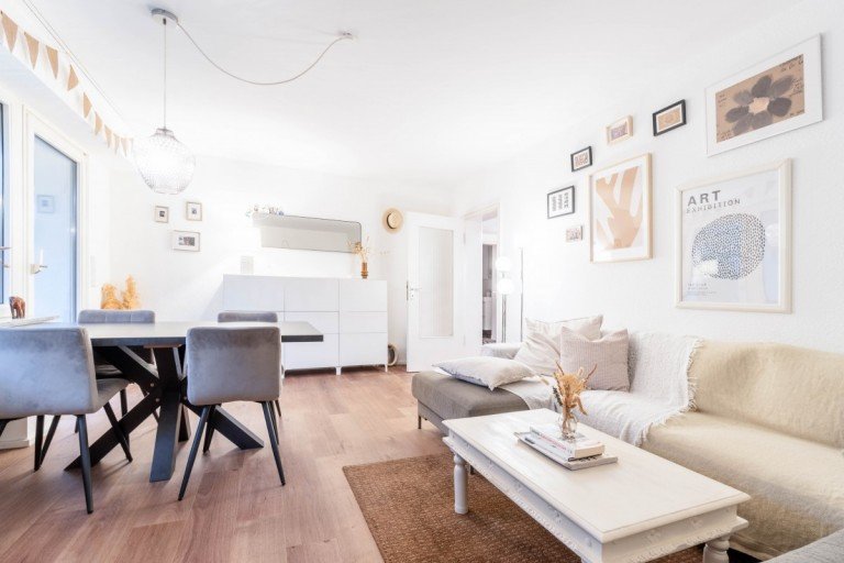 Wohnzimmer D�sseldorf Souterrainwohnung Charmante Souterrain-Wohnung mit Gartenidylle in D�sseldorf-Eller.