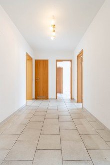 Flur Charmant & perfekt aufgeteilt - 3-Zimmer Wohnung in Langenfeld
