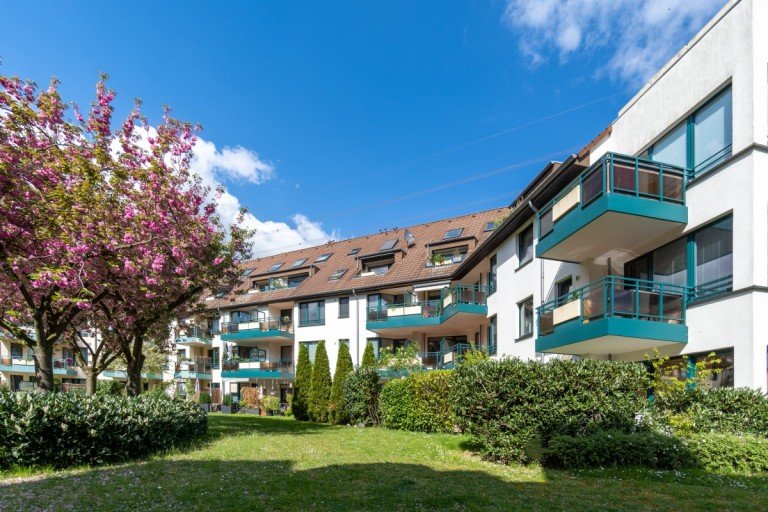 Innenhof Monheim am Rhein Maisonettewohnung Sch�n wohnen in Baumberg. - Raffiniert geschnittene 3-Zimmer-Maisonette-Wohnung.