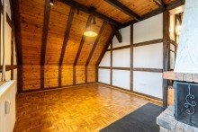 Wohnzimmer (2) Eine gro�z�gige 3-Zimmer-Wohnung wartet auf Sie.