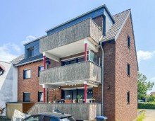 Hausansicht R�ckseite Gem�tliche 3-Zimmerwohnung in ruhiger Lage