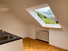 K�che Freundliche 1-Zimmer-Dachgeschosswohnung in zentraler Lage
