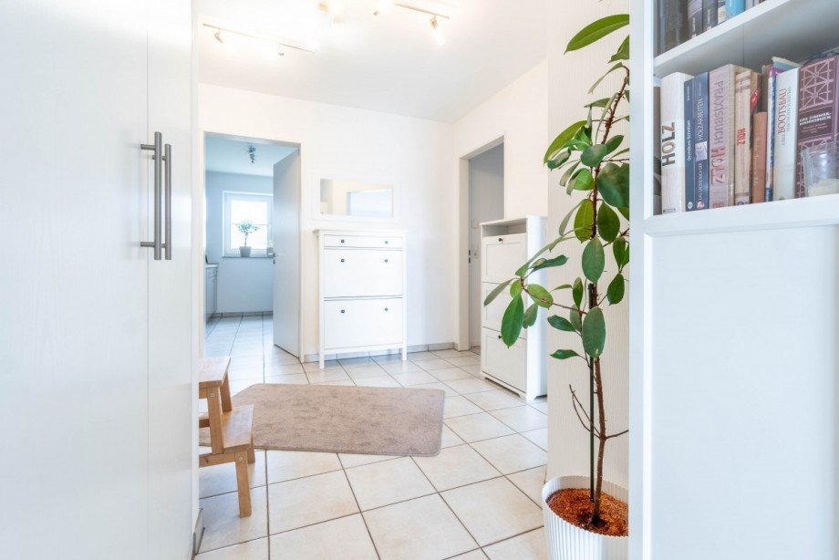 Flur (aktuell) Erdgeschosswohnung Monheim am Rhein