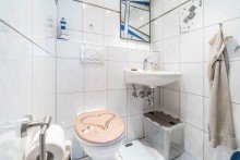 Bad (Kellerapartment) Mehr als erwartet. - 90,5 m� Wohnfl�che, gro�er Balkon und vielseitig nutzbarer Kellerbereich