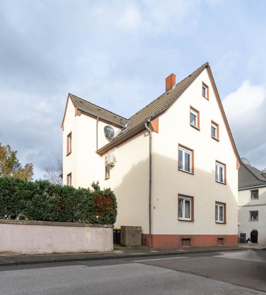 Hausansicht Etagenwohnung Monheim