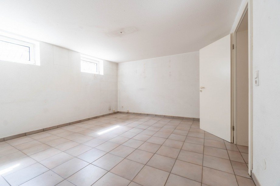 Keller Arbeits- o. Hobbyzimmer Reihenmittelhaus Monheim am Rhein