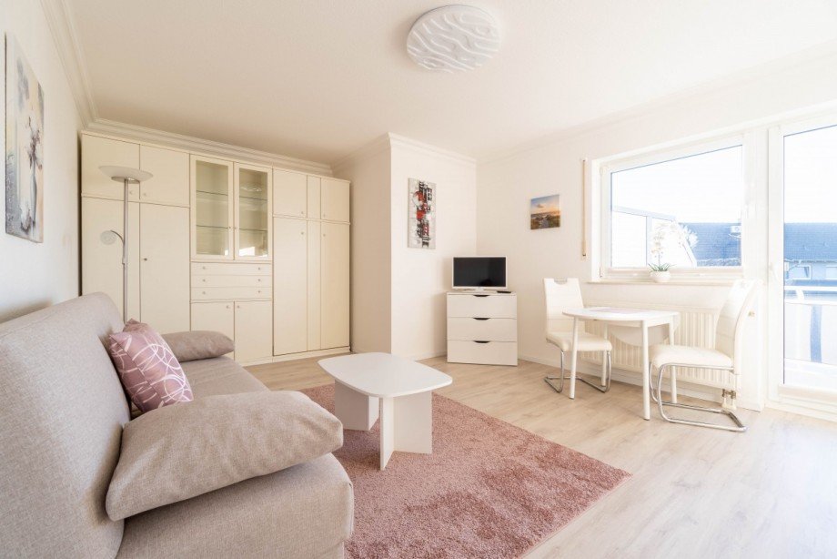 Wohnzimmer (2) Dachgeschosswohnung Monheim am Rhein