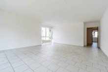 Wohnzimmer Charmant & perfekt aufgeteilt - 3-Zimmer Wohnung in Langenfeld