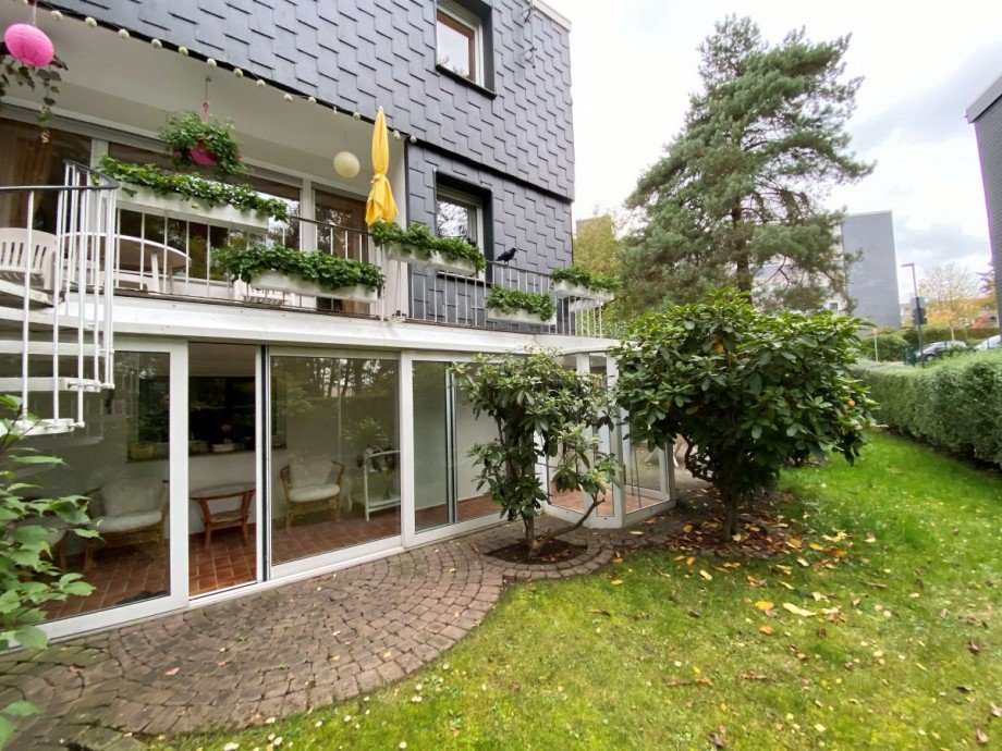 HausansichthintenGarten Reiheneckhaus Heiligenhaus